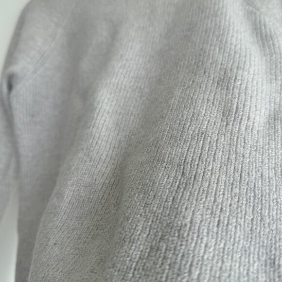 Wilfred Gray Sweater - Picture 4 of 6